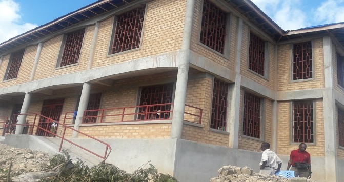 Nyumba ya Ghorofa ya mwananchi iliyojengwa kwa kutumia teknolojia ya matofali ya kufungamana huko Kibaha Mkoani Pwani